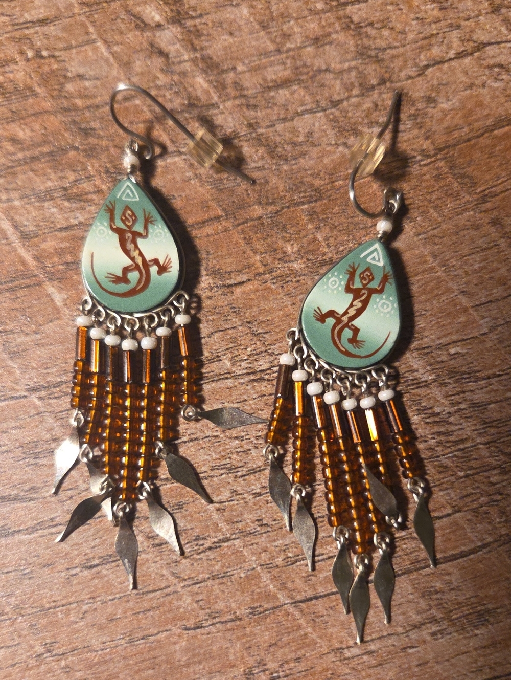 Beaded Earrings With Gecko